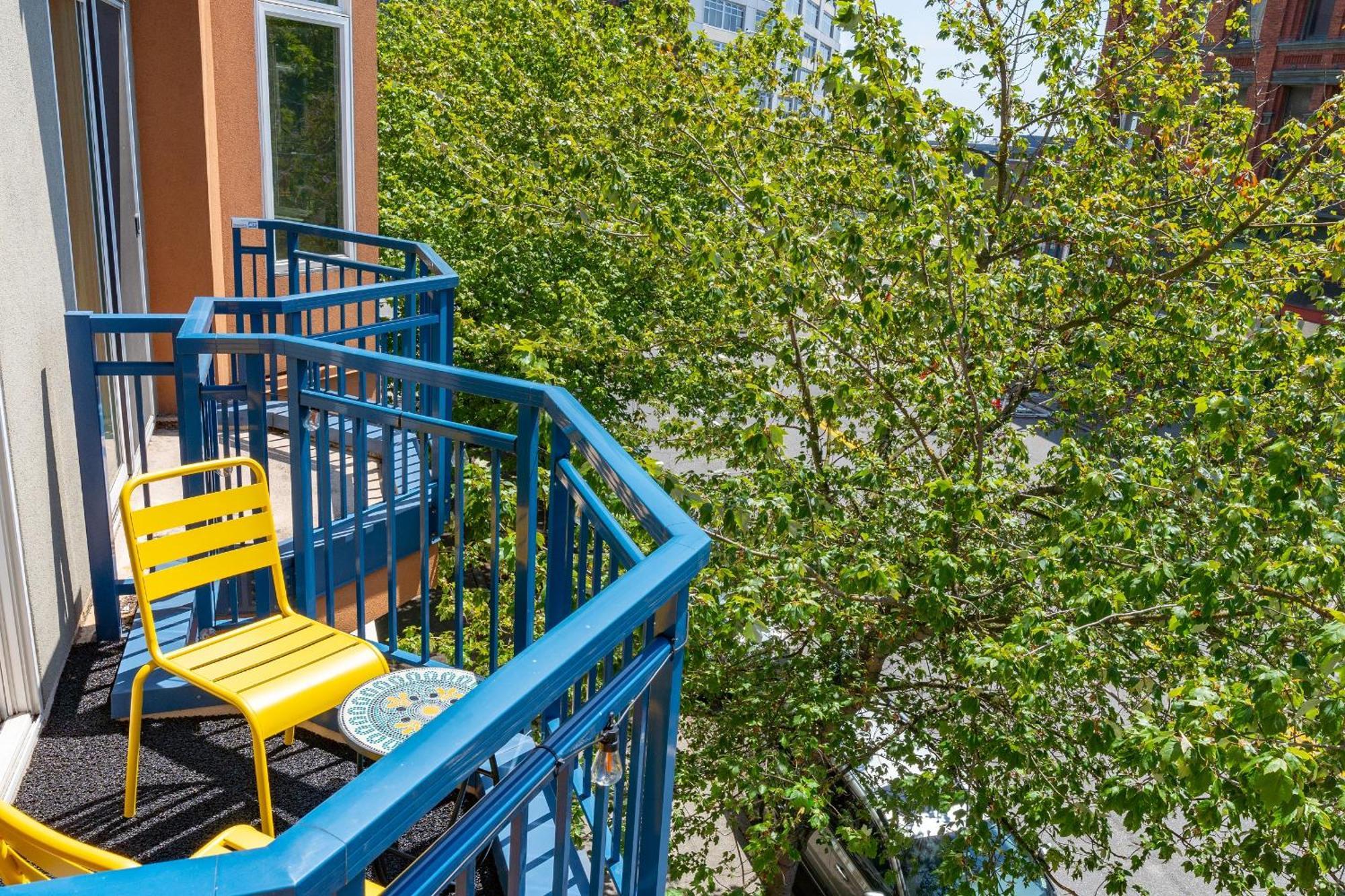 شقة Seattle Among The Trees: In Belltown W/Parking! المظهر الخارجي الصورة