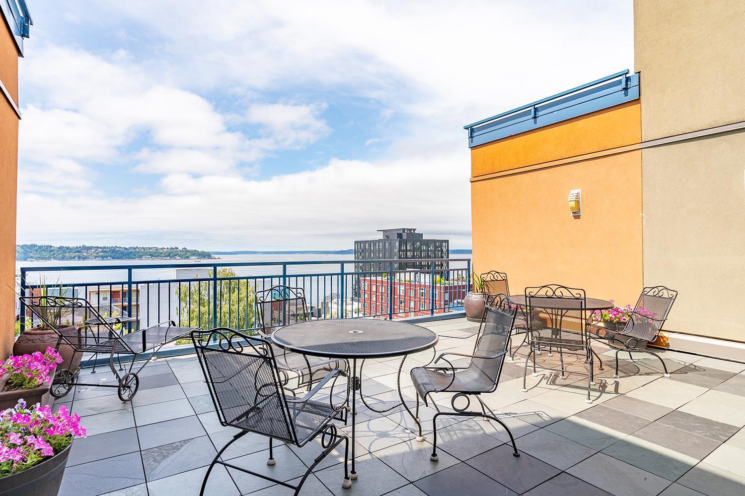 شقة Seattle Among The Trees: In Belltown W/Parking! المظهر الخارجي الصورة